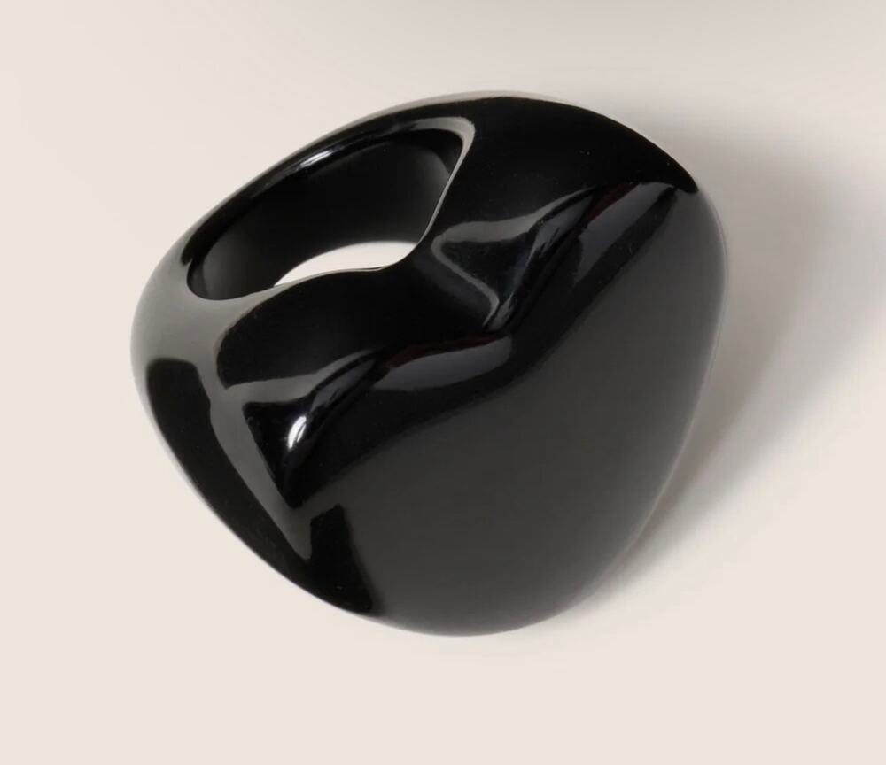 Clare V Size 7 Grande Heart Ring Black